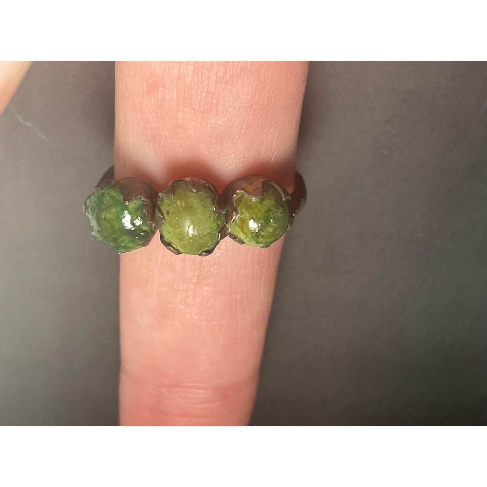 Vintage Silver Green‎ Waxy Cabochon Ring Organic Modernist 3 Stone Band Size 8